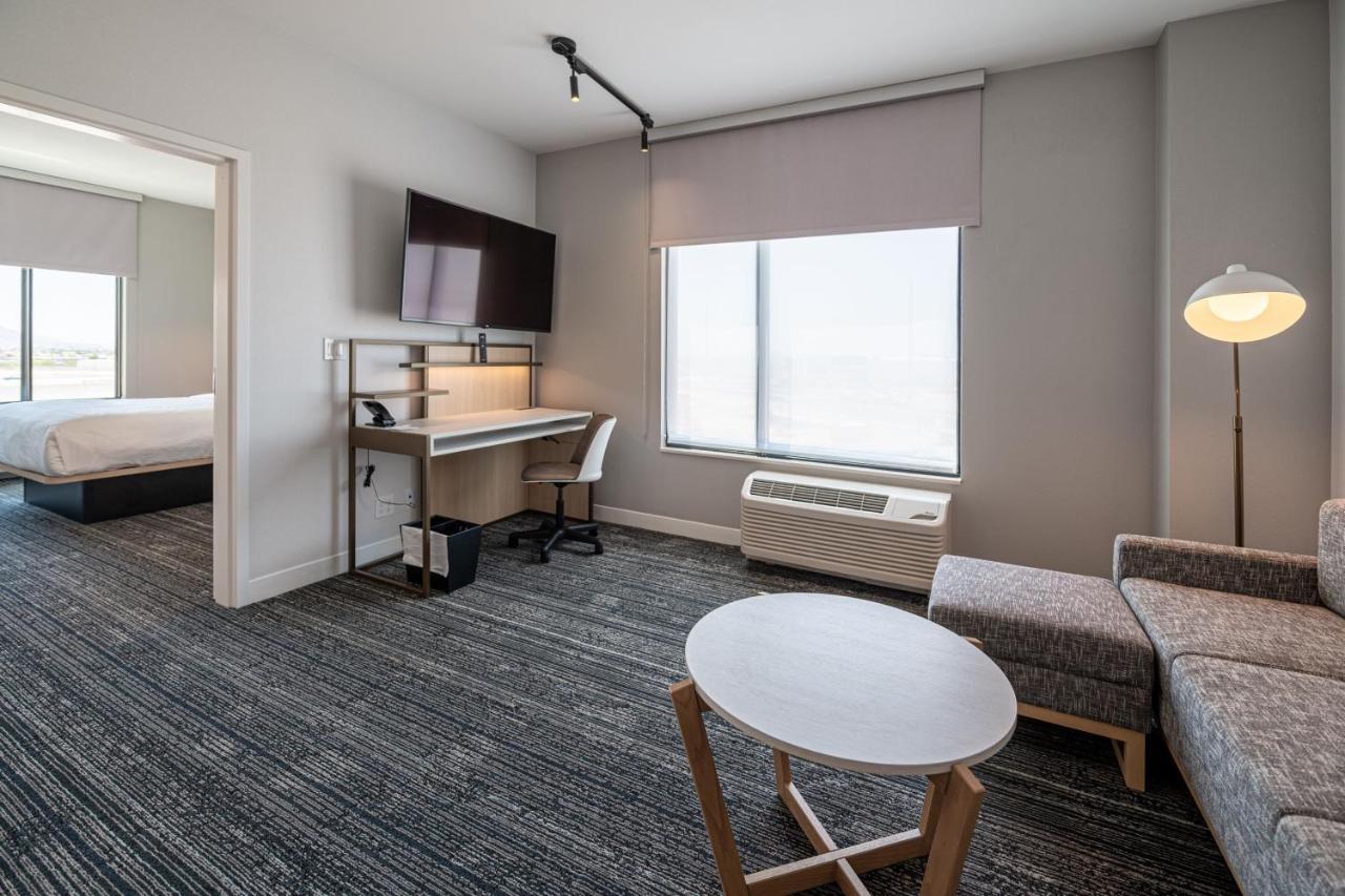 Towneplace Suites By Marriott Las Vegas North I-15 Εξωτερικό φωτογραφία