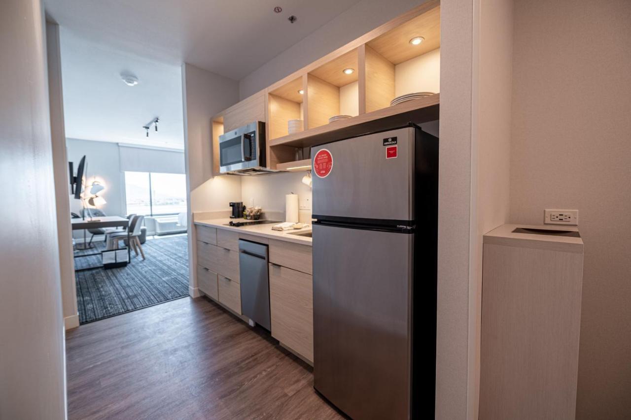 Towneplace Suites By Marriott Las Vegas North I-15 Εξωτερικό φωτογραφία