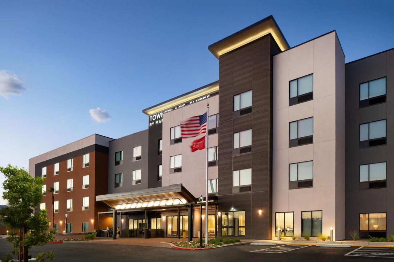 Towneplace Suites By Marriott Las Vegas North I-15 Εξωτερικό φωτογραφία